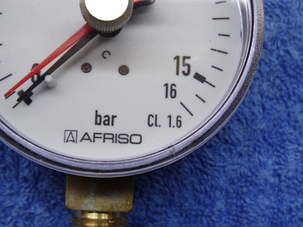 Manometer 0-16bar Afriso (Schleppzeiger, radial)