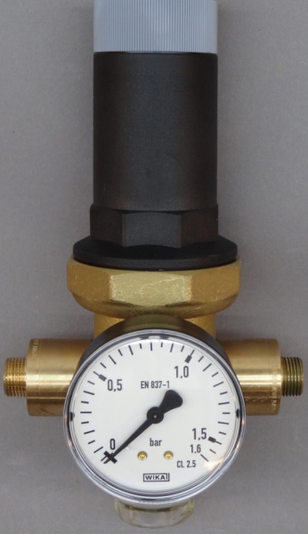 D06FN-3/8" (Festwasseranschluss)